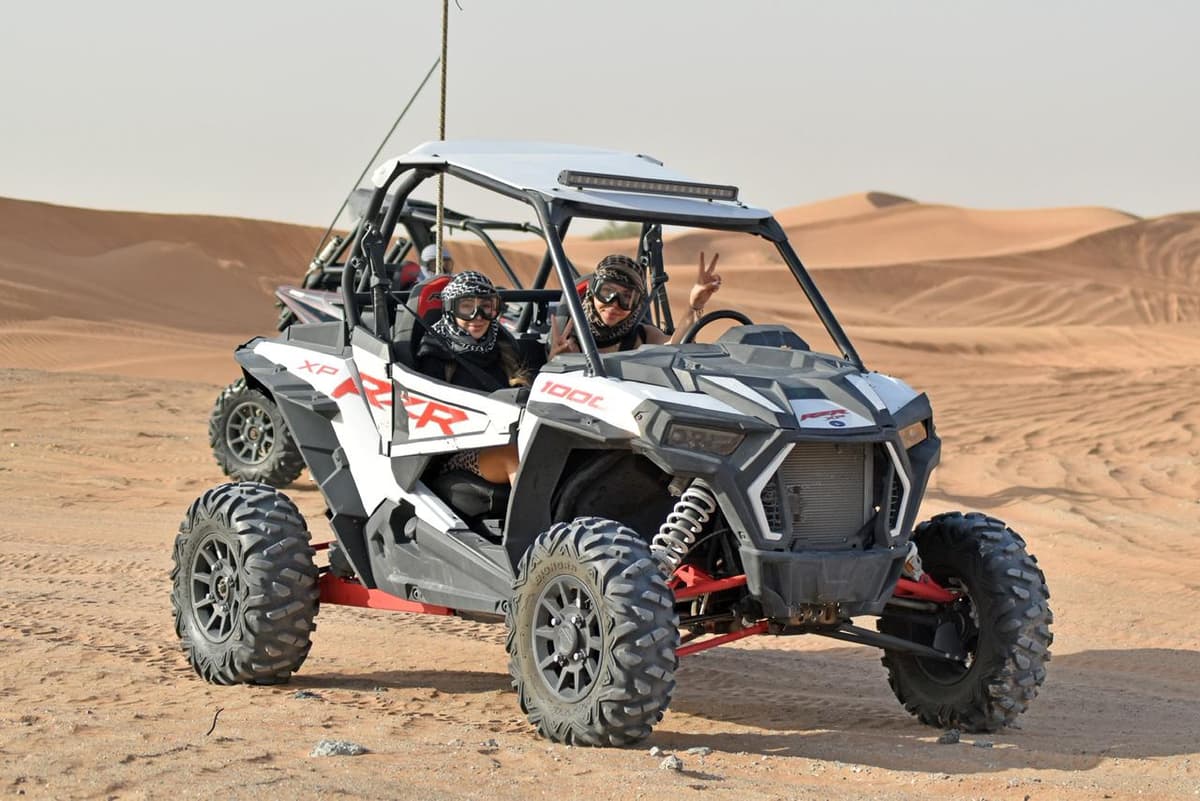 Two seat Polaris 1000cc buggy — 1 hour + 5★ BBQ Dinner